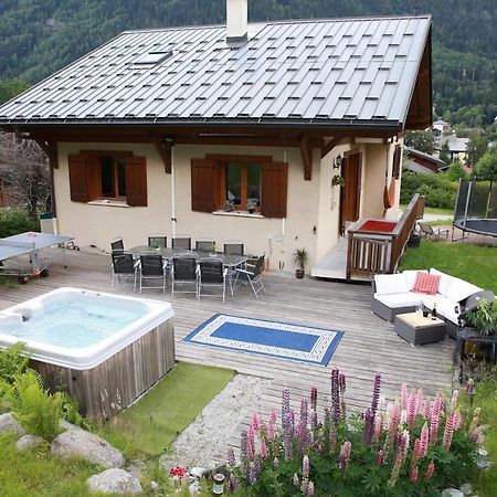 Chamonix Large Chalet, Sleeps 12, 200M2, 5 Bedroom, 4 Bathroom, Garden, Jacuzzi, Sauna 외부 사진