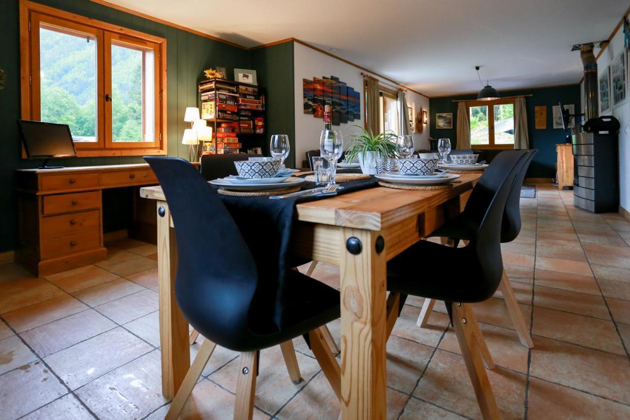 Chamonix Large Chalet, Sleeps 12, 200M2, 5 Bedroom, 4 Bathroom, Garden, Jacuzzi, Sauna 외부 사진