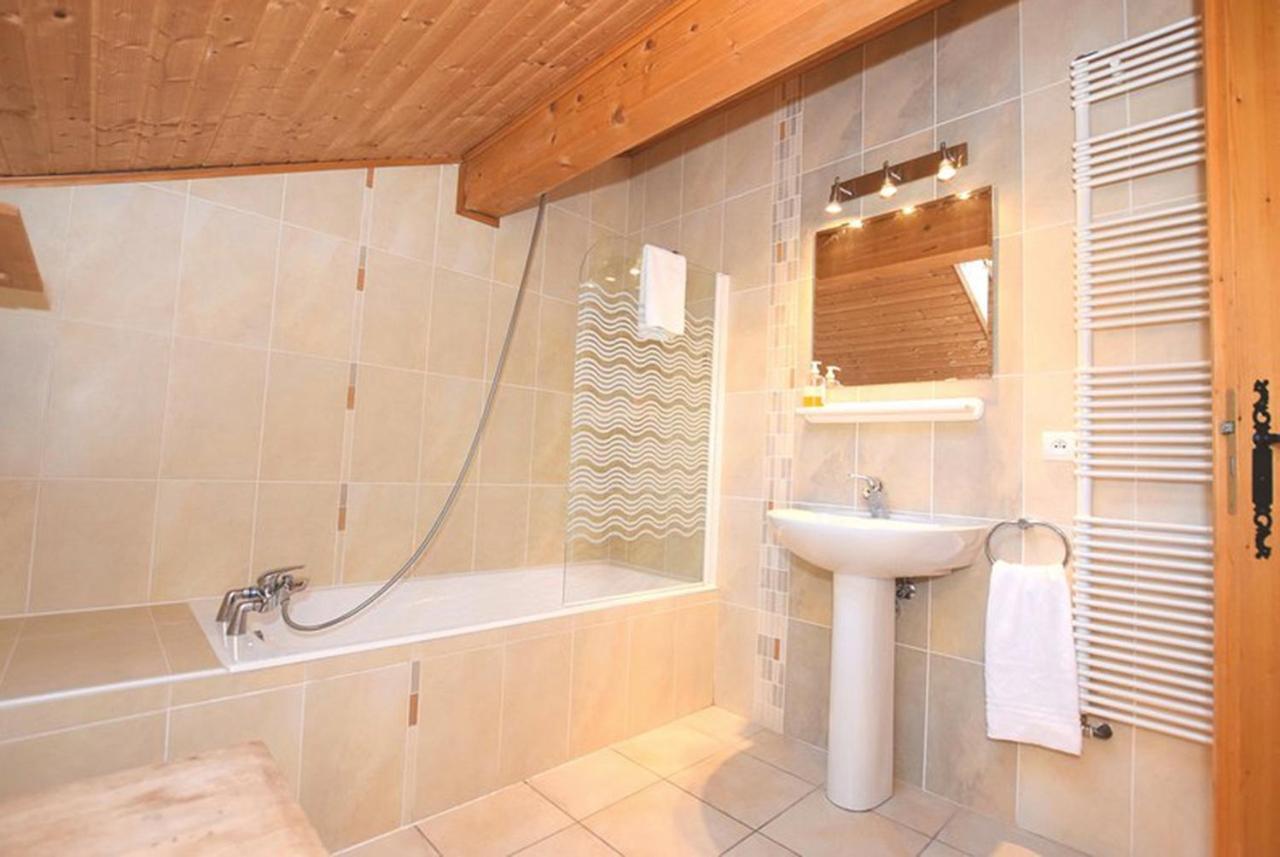 Chamonix Large Chalet, Sleeps 12, 200M2, 5 Bedroom, 4 Bathroom, Garden, Jacuzzi, Sauna 외부 사진